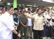 Prabowo Subianto Kunjungi Korban Banjir Dan Longsor Di Tanjungpura 