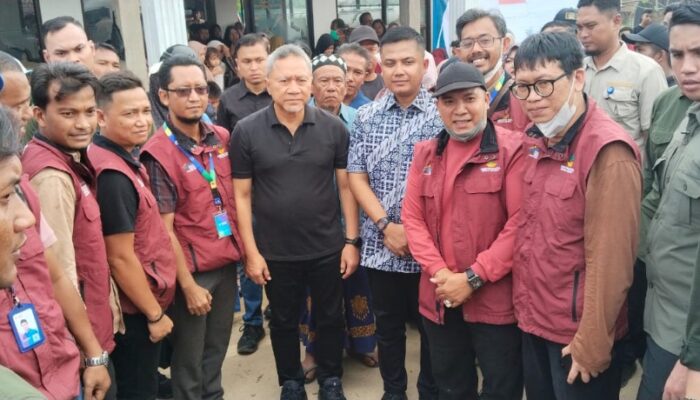 Zulkifli Hasan Kunjungi Langsa, Pastikan Stok Pangan Terdampak Bencana Segera Tersalurkan