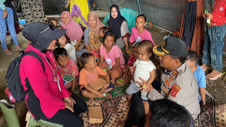 Masyarakat Terdampak Banjir Dapat Bantuan Dari Polres Aceh Tenggara