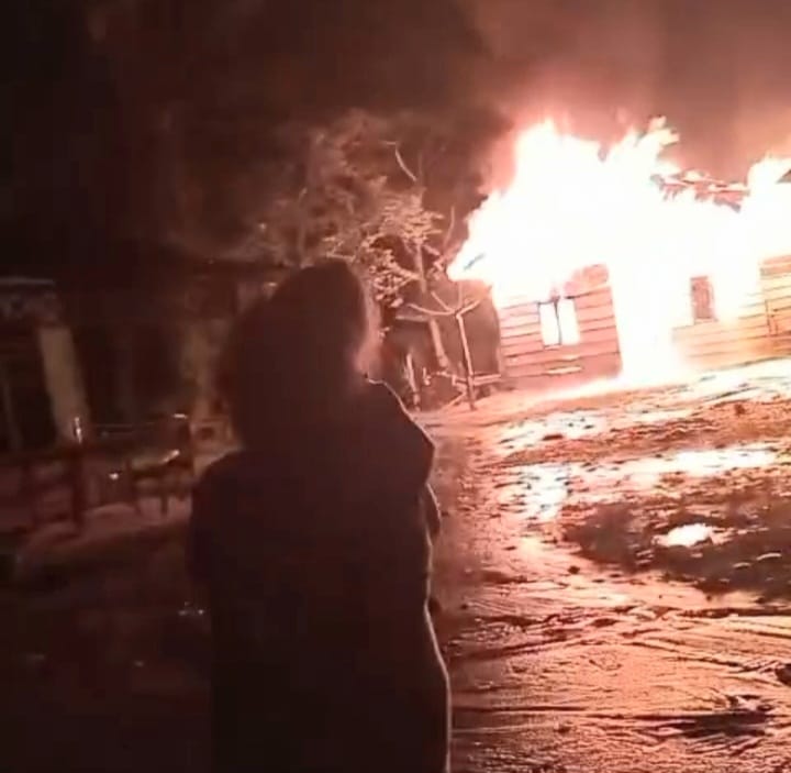Pascabanjir, Kebakaran Hebat Musnahkan Rumah Warga Pandan Sari