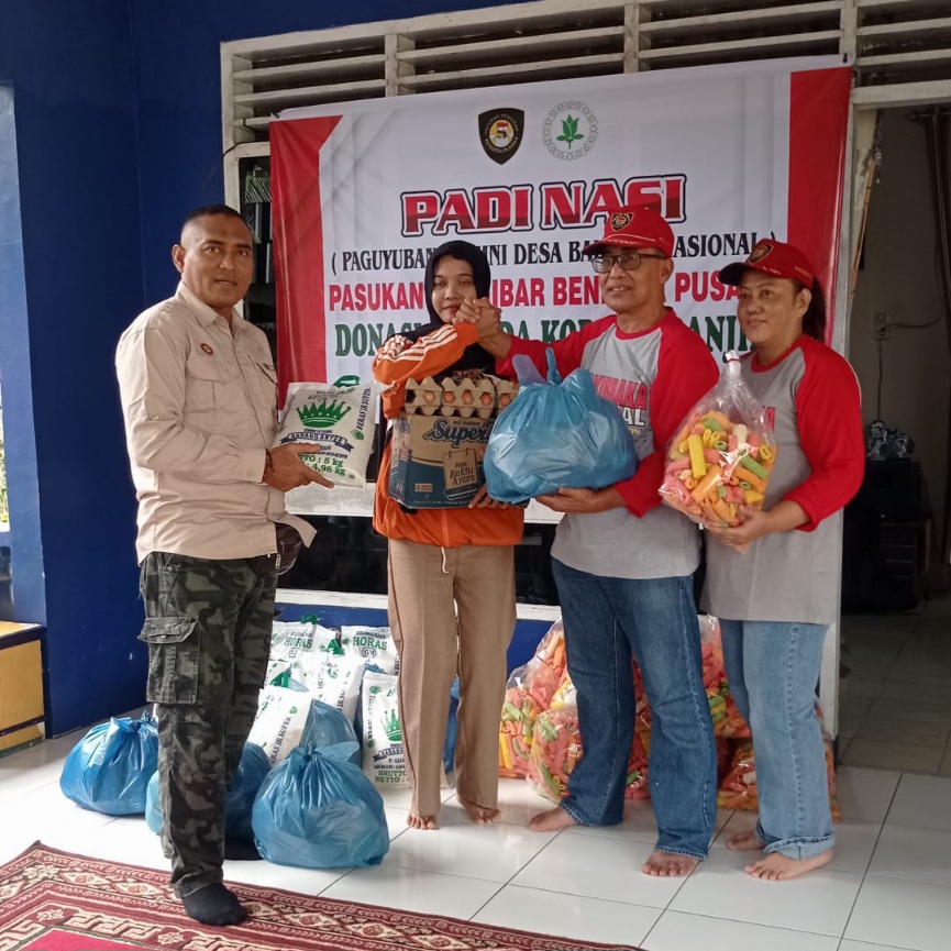PADI NASI Salurkan Bantuan Korban Banjir Purna Paskibraka Langkat