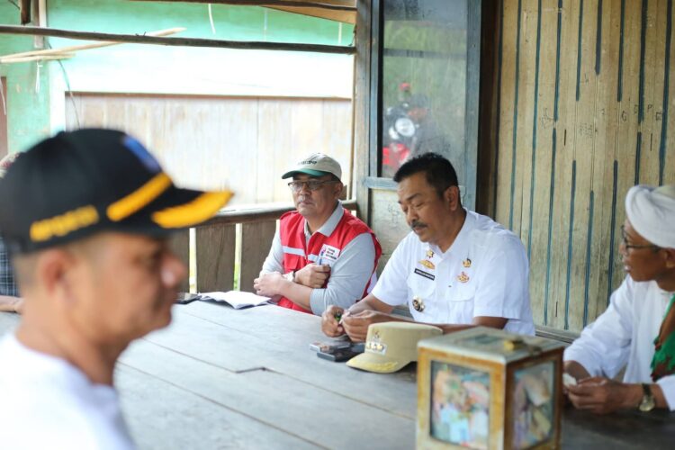 Di Kedai Kopi, Bupati Madina Serap Aspirasi Warga Ranto Panjang