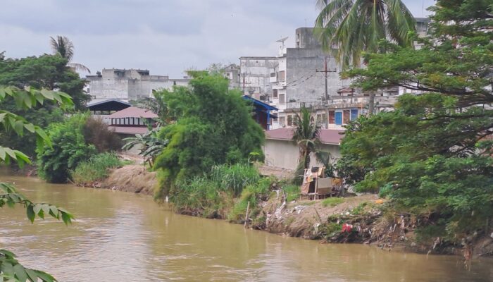 Bangunan Pasar Inpres Senangin Dinilai Langgar Peraturan