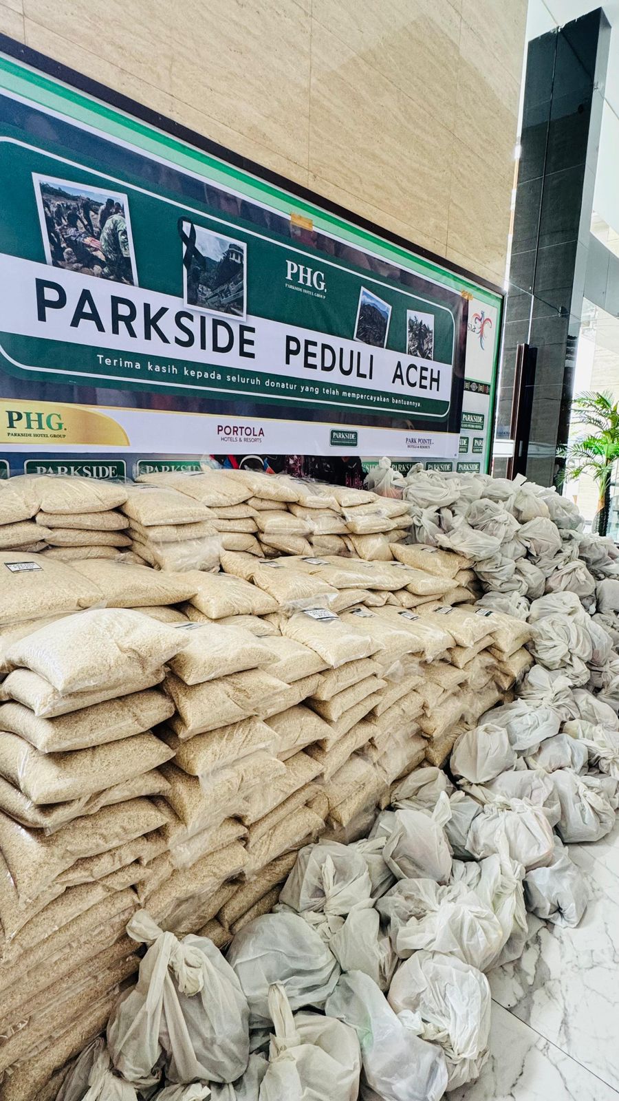 Parkside Hotel Peduli Aceh, Bantu Warga Desa Toeren