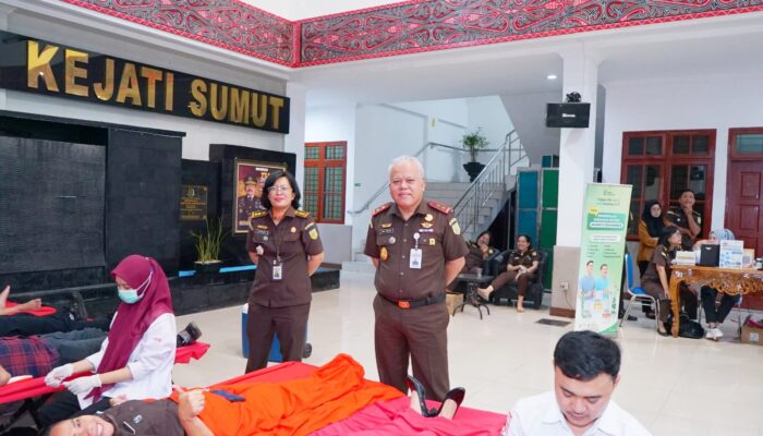 Sambut Natal 2025, Kejati Sumut Gelar Donor Darah Dan Cek Kesehatan Gratis