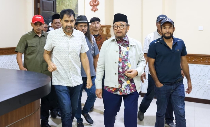 Gubernur Aceh Mualem Terima Bantuan Kemanusiaan Dari Perusahaan Multinasional