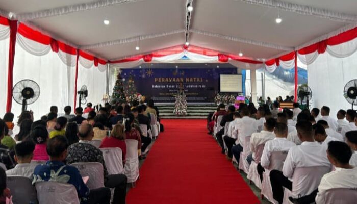 Pegawai Dan WBP Labuhanruku Rayakan Natal Bersama