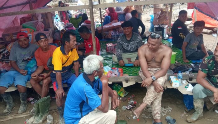 Wakil Wali Kota Bogor Sudah 3 Malam Begadang Bersama Pengungsi Di Kota Lintang Bawah