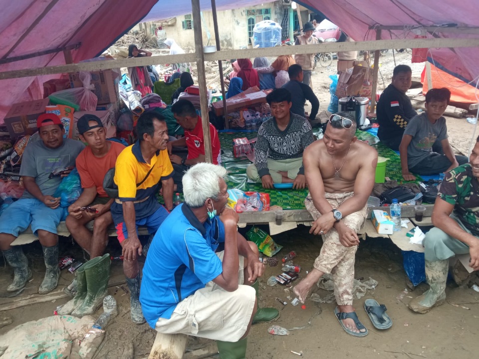 Wakil Wali Kota Bogor Sudah 3 Malam Begadang Bersama Pengungsi Di Kota Lintang Bawah
