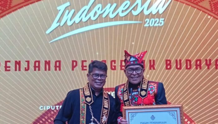 Ceh M Din Terima AKI 2025, Maestro Didong Gayo Menjaga Napas Tradisi