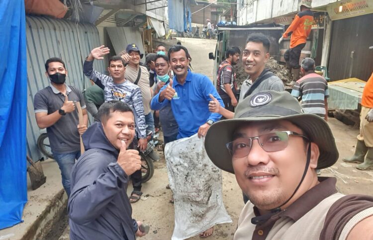 Pemulihan Lambat, Warga Pidie Hidup Di Lumpur