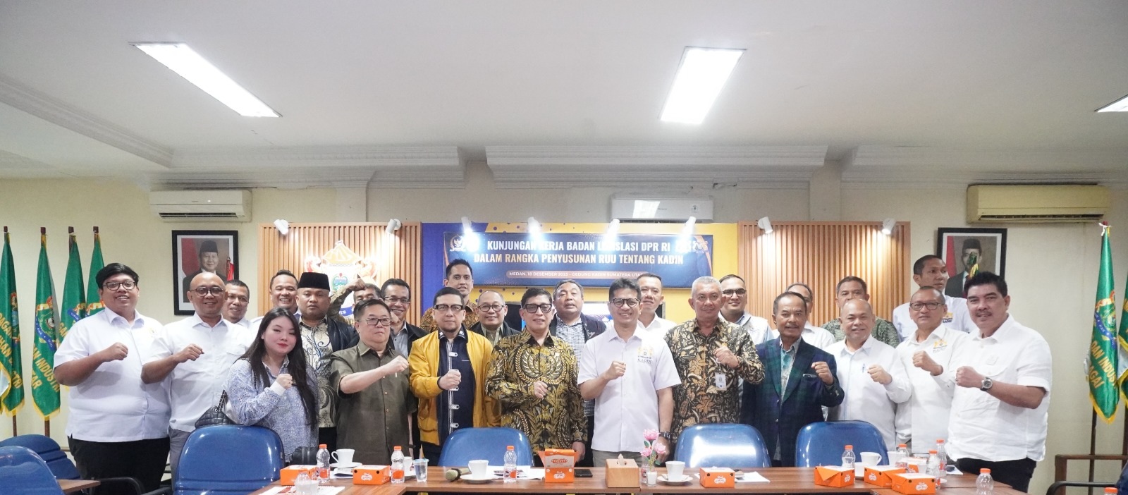 Tim Kerja Badan Legislasi DPR RI Kunjungi Kadin Sumatera Utara