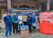Tim PKM UTU Distribusikan Fasilitas Air Bersih Pascabanjir Ke Desa Terisolasi Aceh Barat