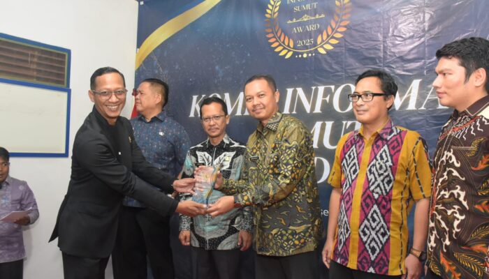 Pemkab Deliserdang Raih Penghargaan Badan Publik Informatif 2025 Dari KI Sumut