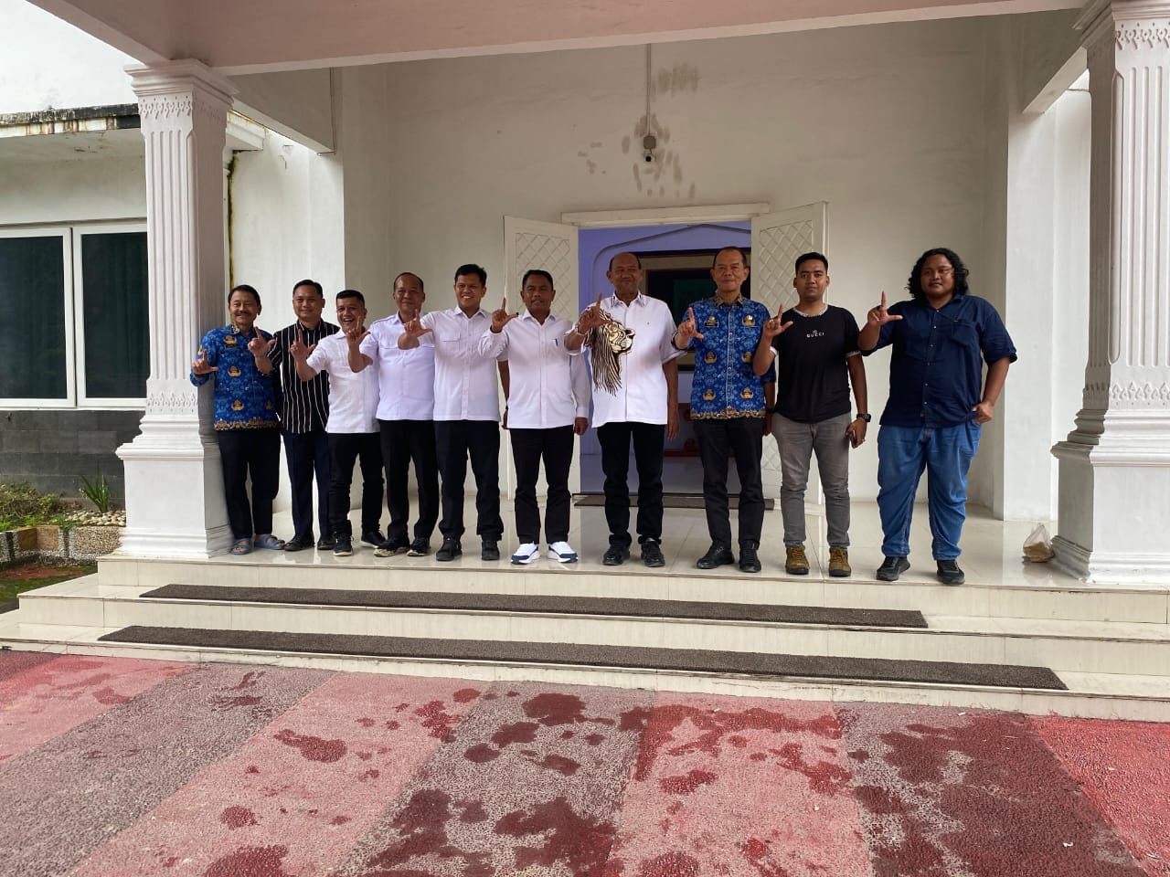 APMPEMUS Dampingi Bupati Sergai Salurkan Bantuan Kemanusiaan Ke Aceh Tamiang Dan Langkat