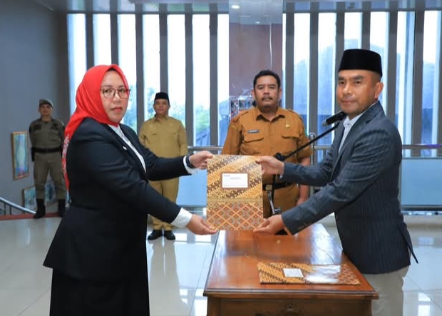 Susi Asmarani Dilantik Jadi Sekda Labura