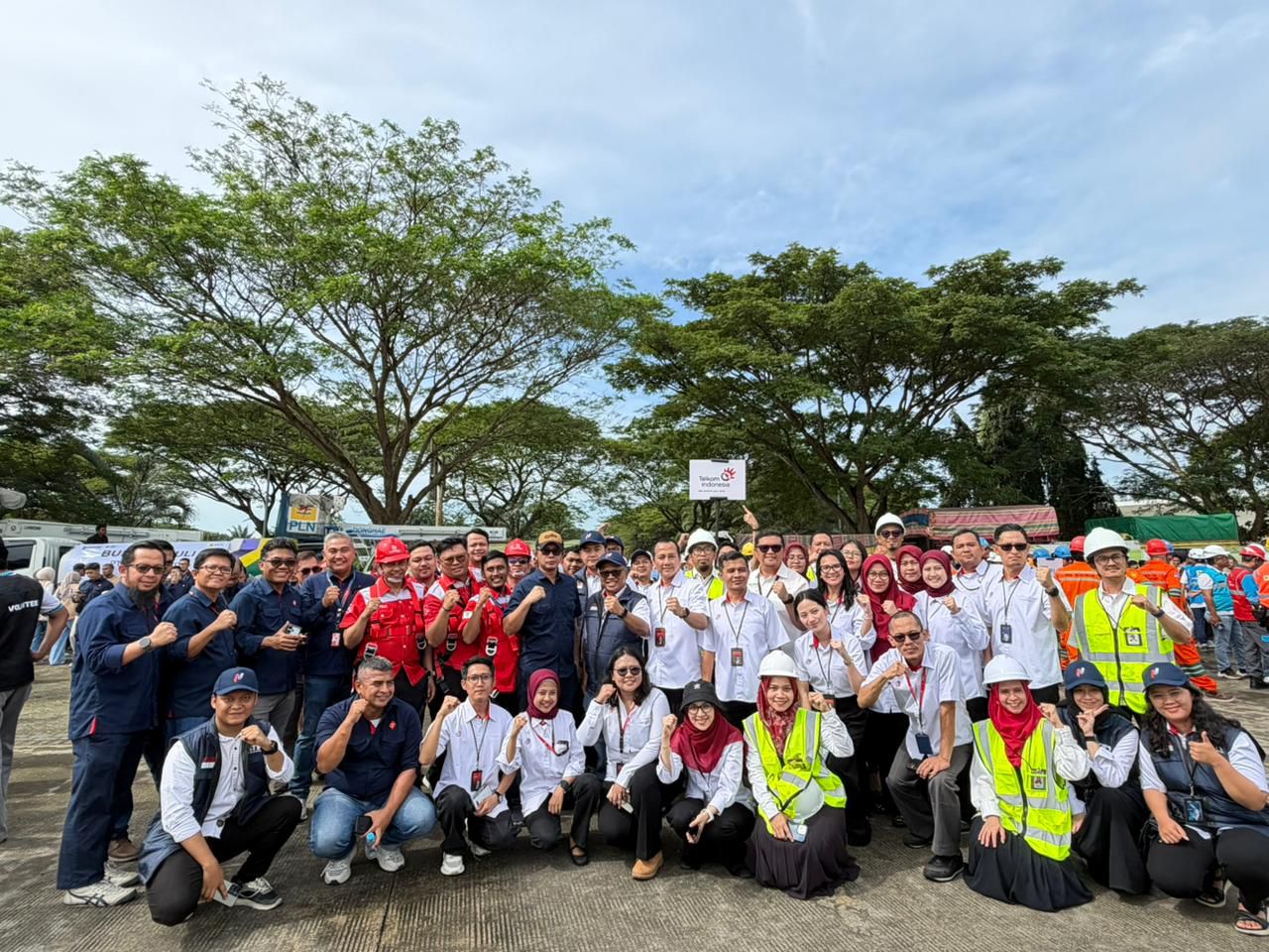 TelkomGroup Ikut Kirimkan Relawan dan Bantuan Kemanusiaan untuk Penanganan Bencana di Aceh