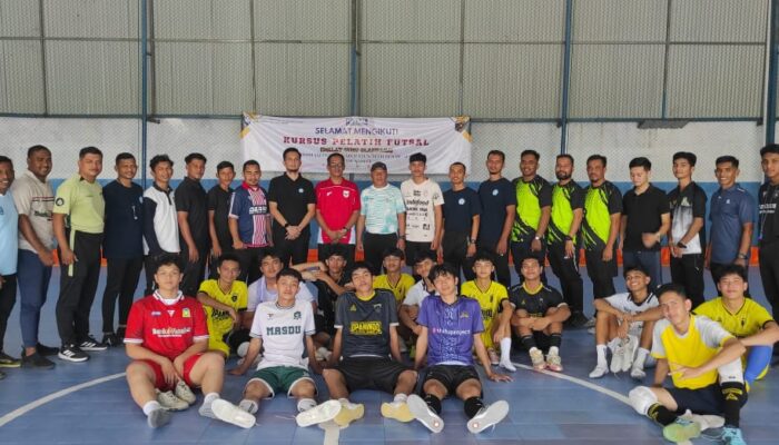 Sekdisdikbud Aceh Besar Tutup Kursus Pelatih Futsal untuk Guru Olahraga