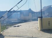 Api Massa Akhirnya Ludeskan Polsek Muara Batang Gadis