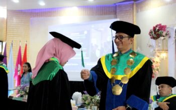 256 Mahasiwa IPTS Diwisuda, Rektor MInta Alumni Mampu Ciptakan Peluang