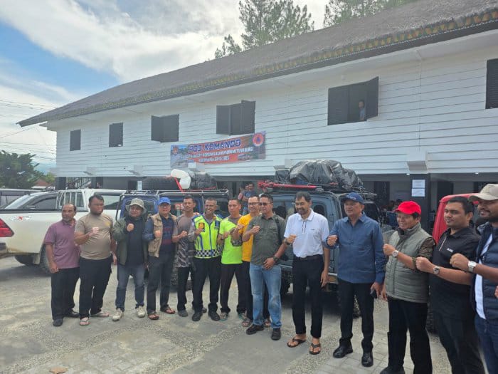 Mualem Lepas 10 Mobil Offroad Bawa Sembako Ke Daerah Terisolasi Di Gayo Lues