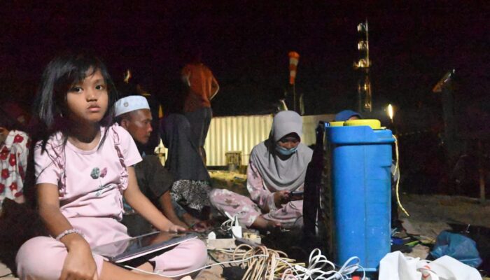 Gelap Gulita Pascabanjir, Rig Pertamina Jadi Sumber Listrik Bagi Warga Aceh Tamiang