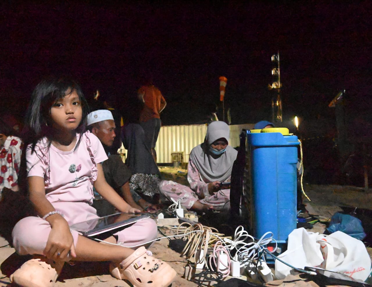 Gelap Gulita Pascabanjir, Rig Pertamina Jadi Sumber Listrik Bagi Warga Aceh Tamiang