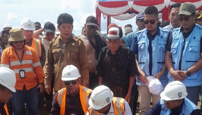 Bupati Tapsel Letakkan Batu Pertama 227 Hunian Tetap Bagi Korban Bencana Batangtoru