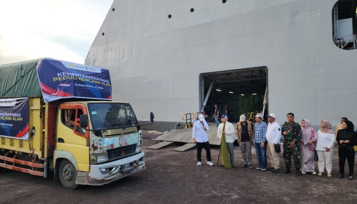 Kadis Ketapang Lepas Secara Simbolis Bantuan Kementan/Bapanas Ke Daerah Terdampak Bencana