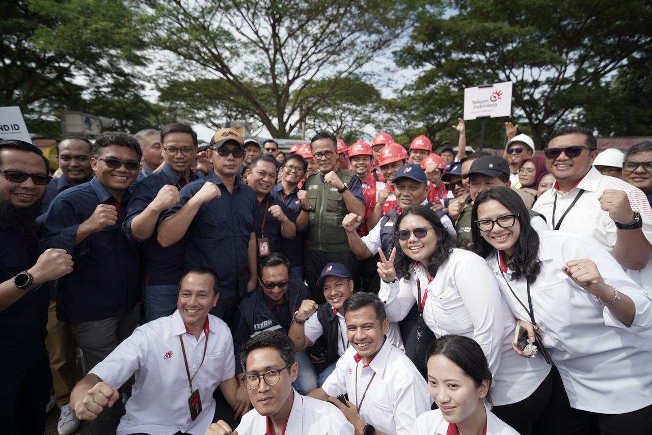 Bersama Danantara dan BUMN, TelkomGroup Kirim 118 Relawan Dan Bantuan Kemanusiaan Di Masa Pemulihan