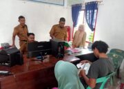 Tim Pelayanan Duktugana Deliserdang Rekam Ulang Adminduk Warga Terdampak Banjir