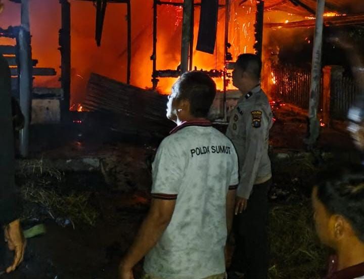 Rumah Kontrakan Terbakar Di Labuhan Bilik 2 Tewas