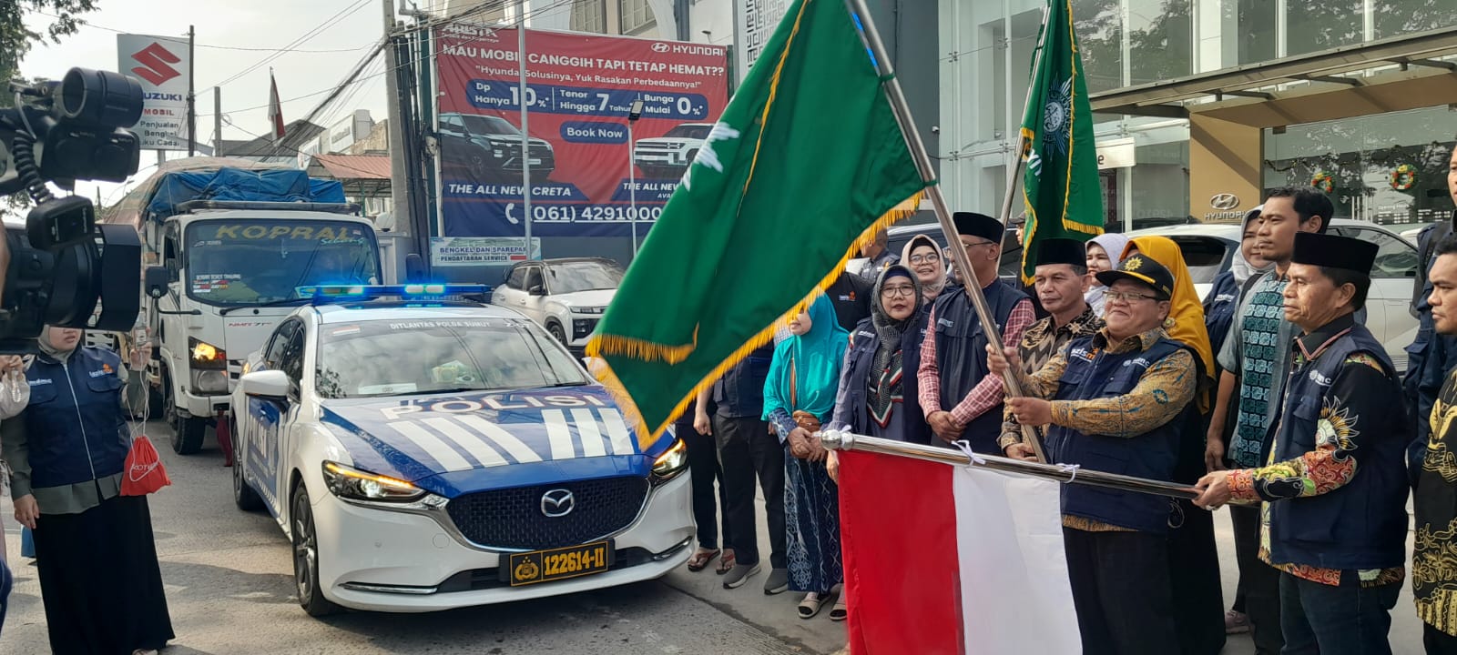 PW Muhammadiyah Sumut Distribusikan 30 Ton Beras Bantuan Dari UEA Untuk Korban Bencana Sumut Dan Aceh