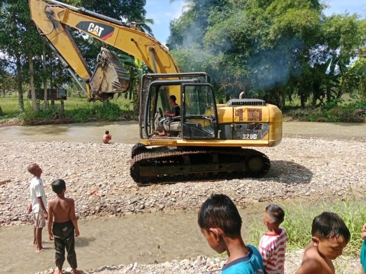 Normalisasi Aek Muarasada Satu Titik Selesai, Petani Sumangambat: Terima Kasih