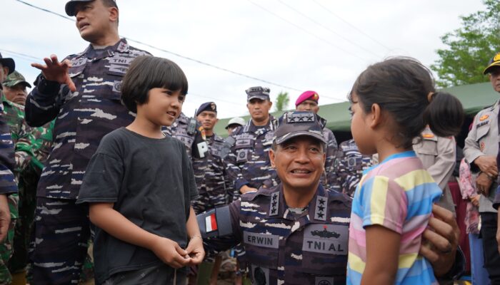 WAKASAL Kunjungan Kerja Ke Posko Gulbencal TNI AL Aceh Tamiang