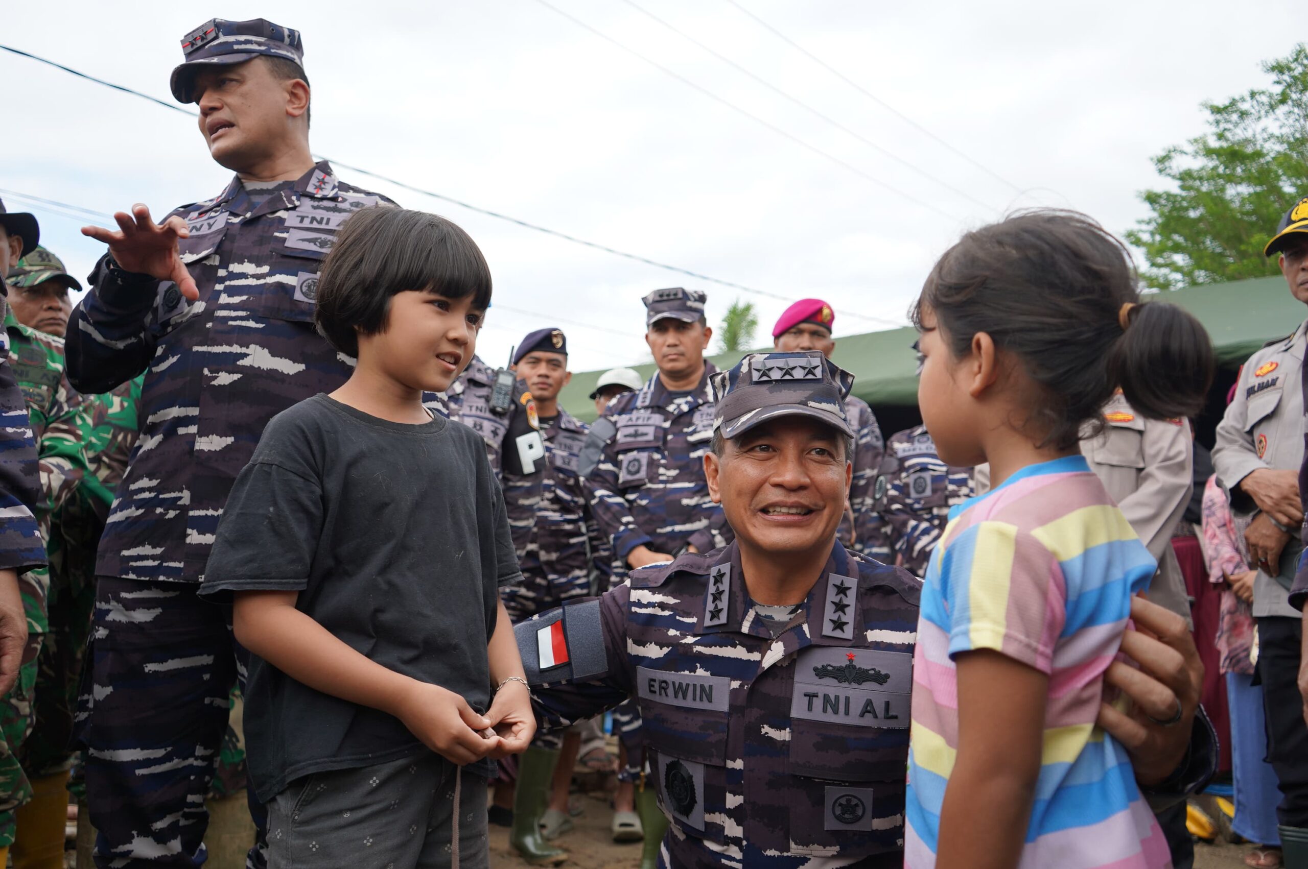 WAKASAL Kunjungan Kerja Ke Posko Gulbencal TNI AL Aceh Tamiang