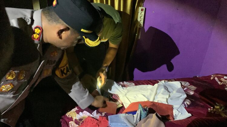 Tim Gabungan Geledah Dan Gerebek Narkoba Di Desa Singkuang I Dan II