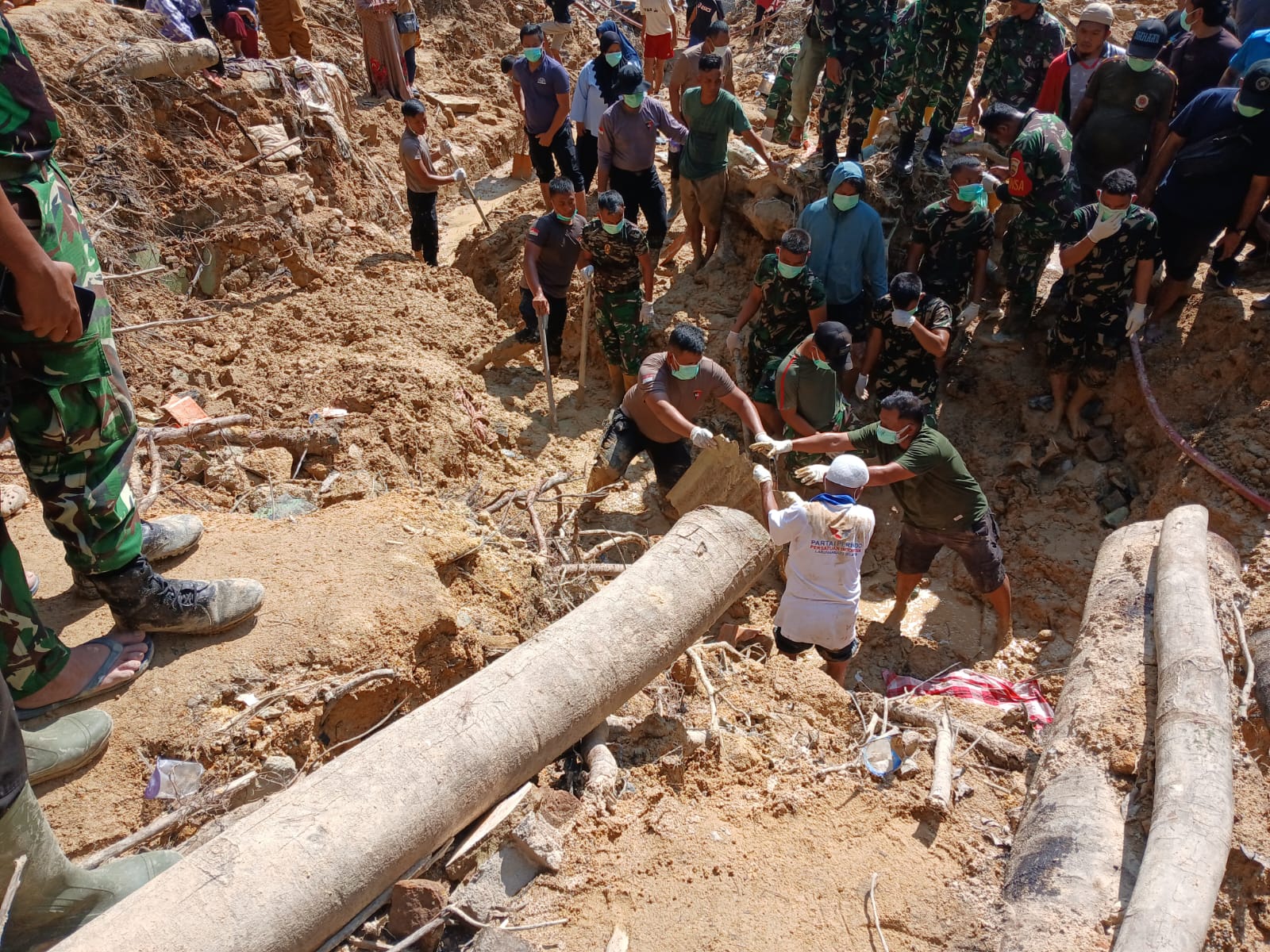 Satu Jenazah Korban Bencana Ditemukan Tertimbun Longsor Di Sibolga, Total Meninggal Jadi 55 Orang