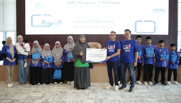 BRI Social Activity: Penyaluran Bantuan Sosial BRI Region 1/Medan di Desa Bukit Mas dan Desa Sekoci