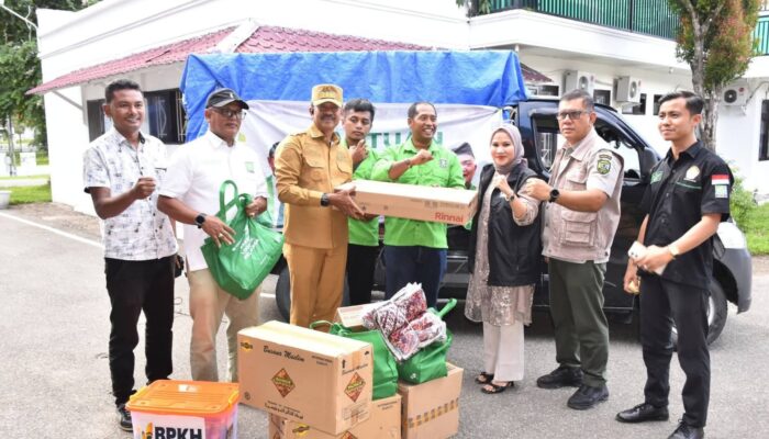 Pemkab Madina Terima Ratusan Paket Bantuan Bencana Dari DPP PKB