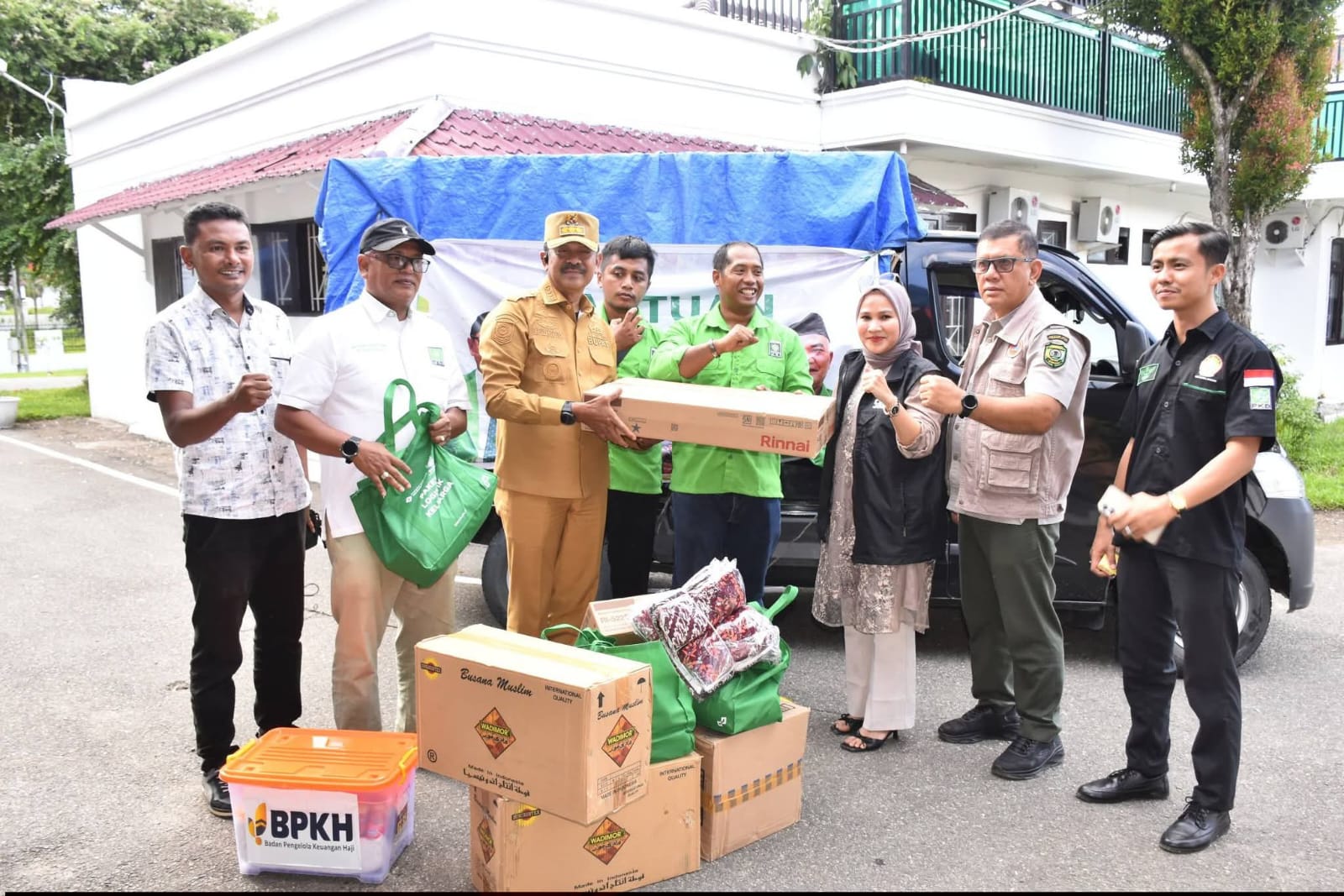 Pemkab Madina Terima Ratusan Paket Bantuan Bencana Dari DPP PKB