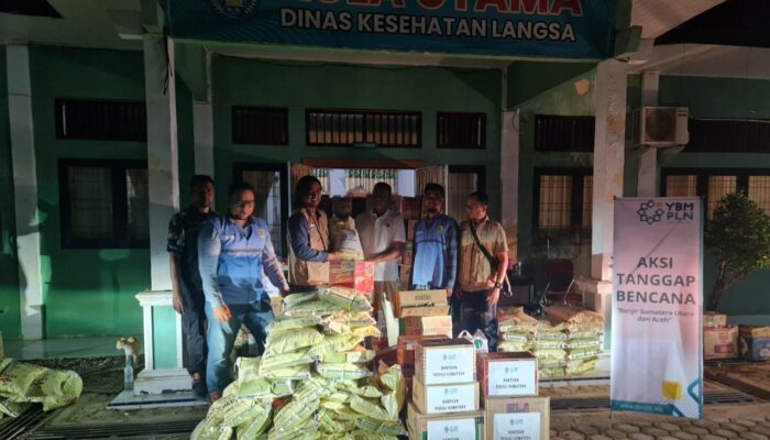YBM PLN UIP Sumbagut Salurkan Bantuan Bagi Korban Banjir Di Kota Langsa