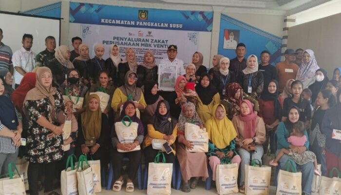 PT MBK Ventura Salurkan Zakat Dan Bantu Fasilitas Air Bersih Warga Bukit Jengkol