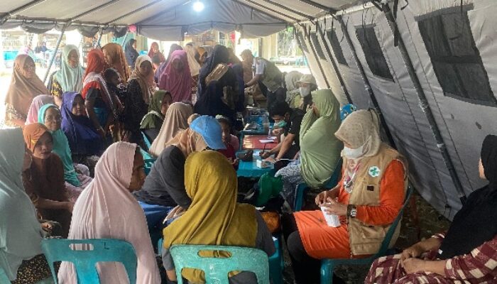 EMT Dinkes Aceh Intensifkan Layanan Kesehatan Warga Terdampak Banjir