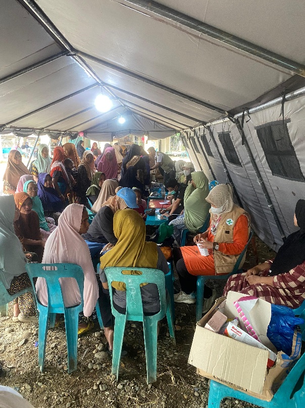 EMT Dinkes Aceh Intensifkan Layanan Kesehatan Warga Terdampak Banjir