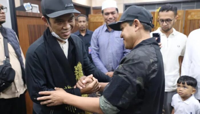 UAS Hadiri Peringatan 21 Tahun Tsunami Di Masjid Raya Baiturrahman