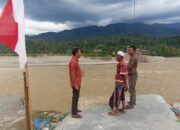 Camat Darul Hasanah Agara Pantau Normalisasi Sungai Untuk Jembatan Darurat