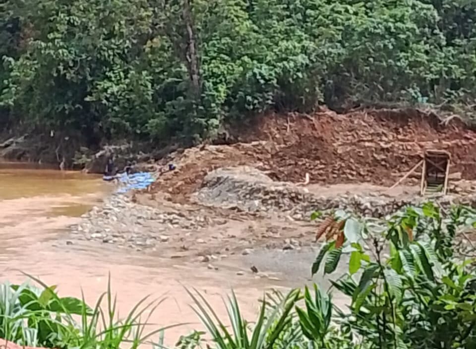 PETI di Desa Rantobi Tetap Beroperasi, Kapolsek Dan Camat Tak Bicara