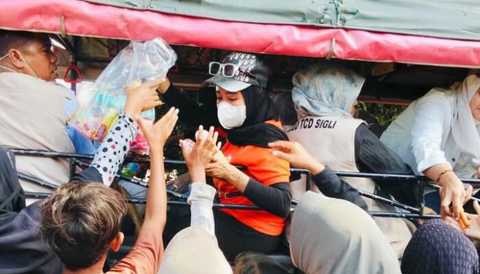 Non ASN Pidie, Sedekah di Tanah Musibah