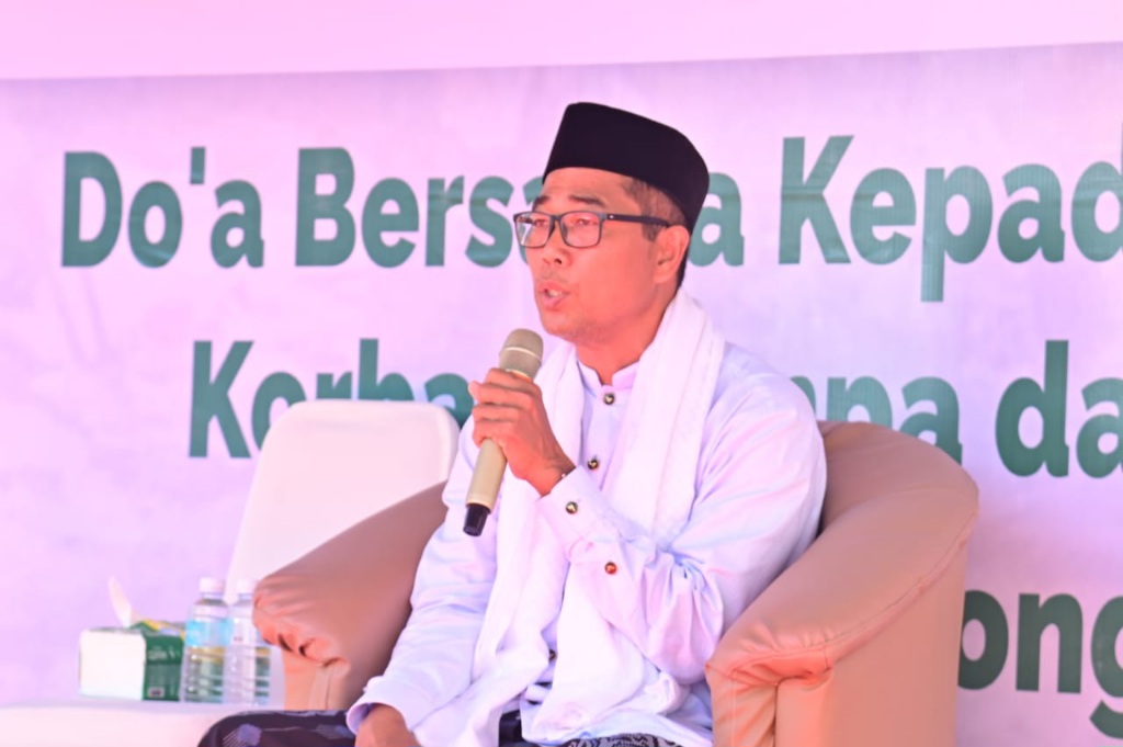 Tgk. Zulbahri Sampaikan Hikmah Tsunami Dalam Doa Bersama Di Masjid Rahmatullah Lampuuk